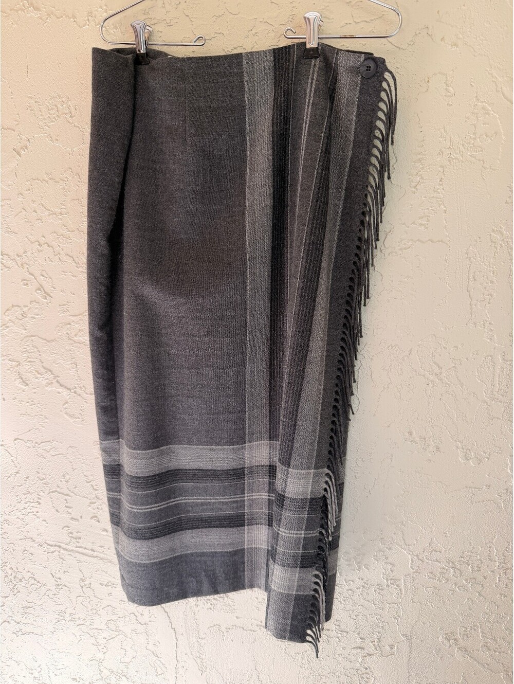 Talbots Women's Gray Plaid Wool/Cashmere Full Skirt Size 12 with Fringe Detail